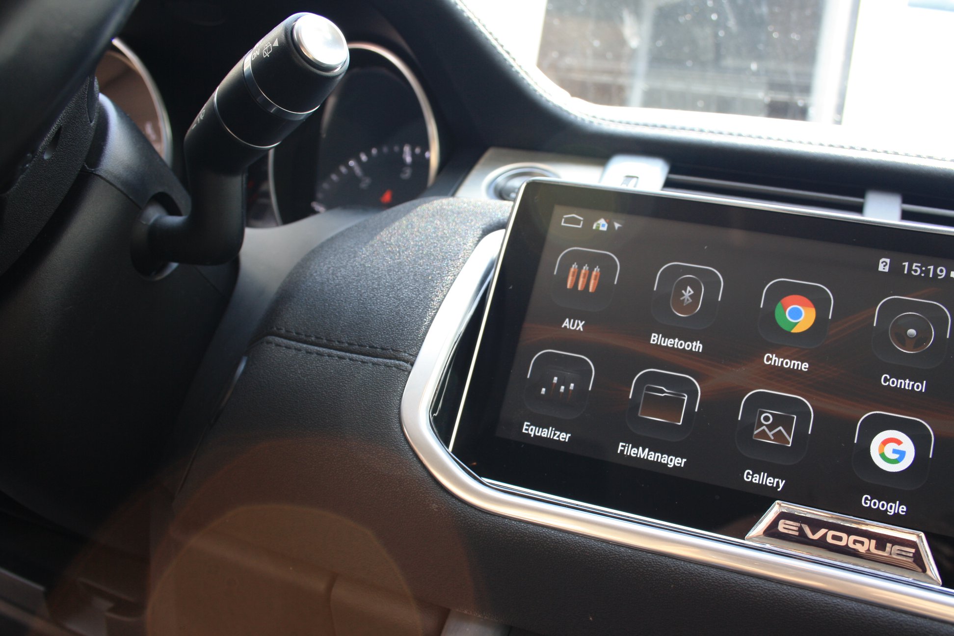 Range rover evoque android